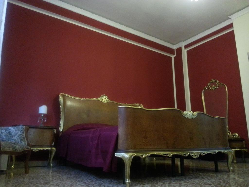 تراباني B&B Intrabartolo الغرفة الصورة